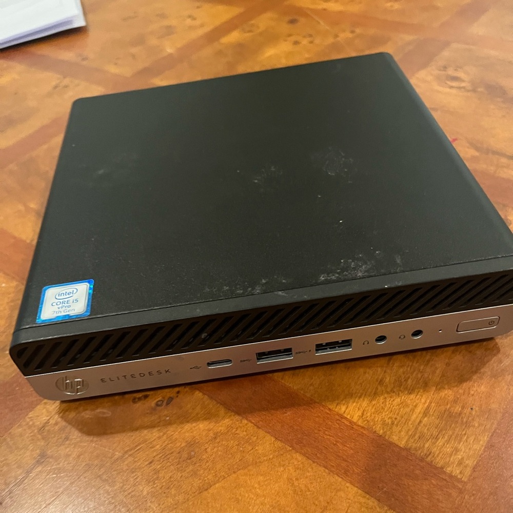 HP EliteDesk 800 G3 Mini PC (with power supply)